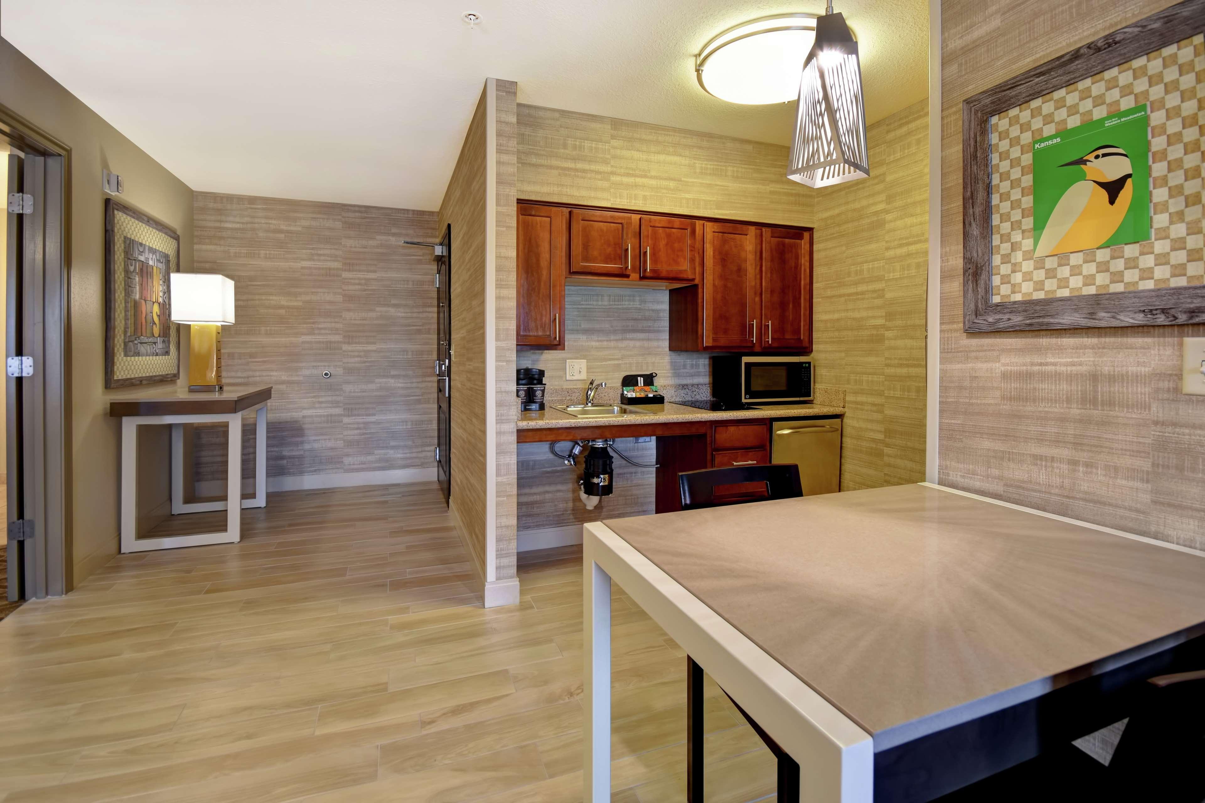 Homewood Suites By Hilton At The Waterfront Wichita Luaran gambar