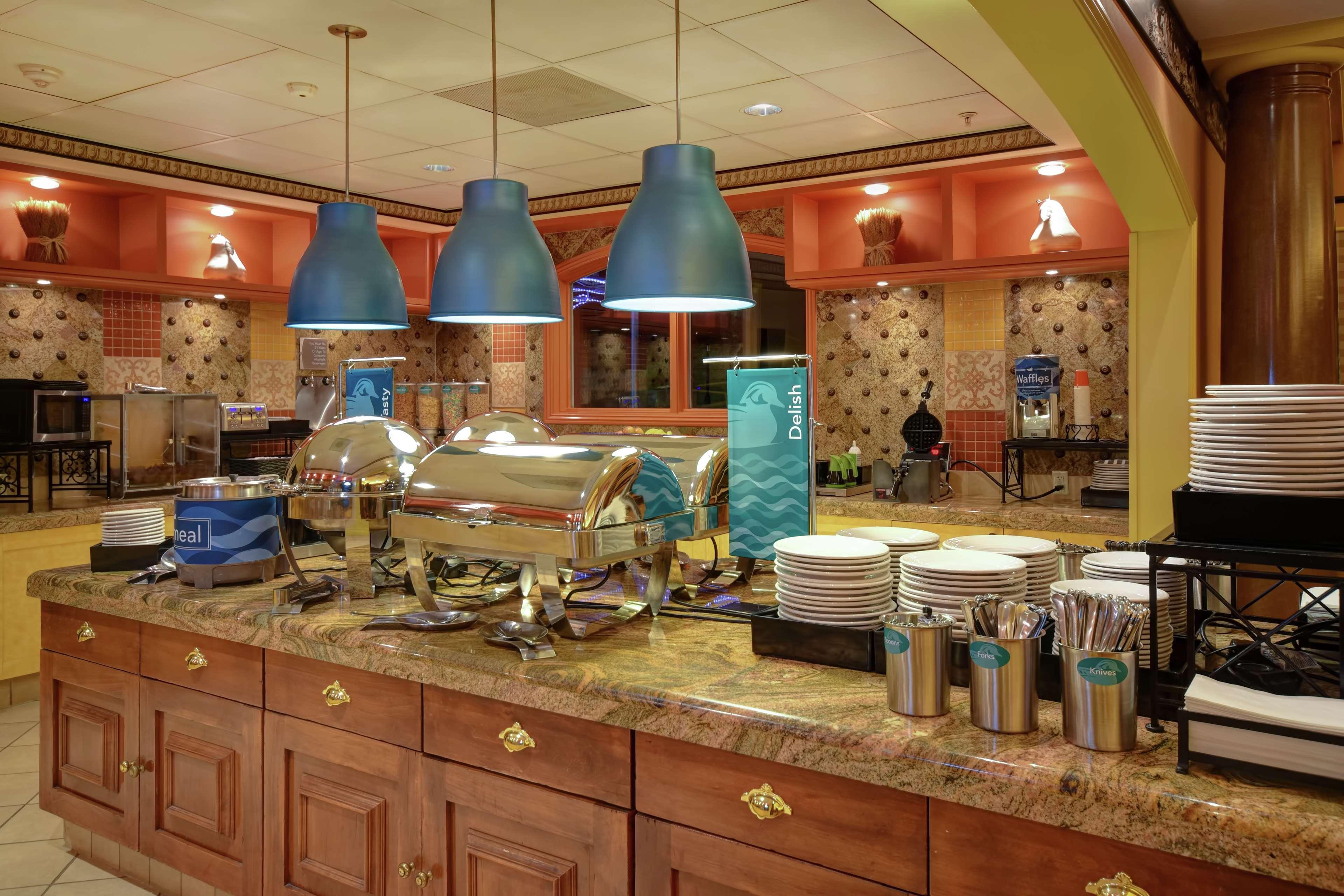 Homewood Suites By Hilton At The Waterfront Wichita Luaran gambar